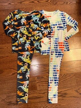 Size 8 boys bundle of 2 pairs of 2-piece pajamas.